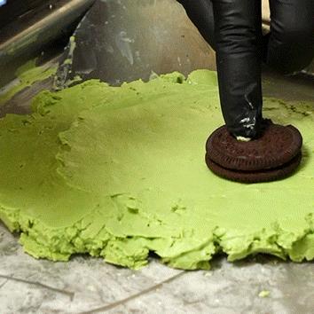 炒酸奶一年能卖多少？