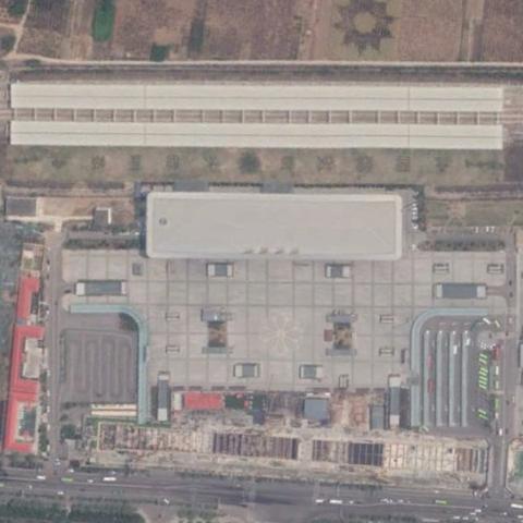 去长沙市中心高铁哪个站比较近