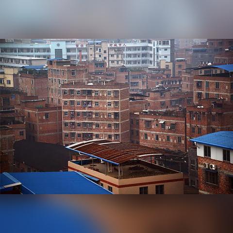 从南宁北湖秀厢路口去南宁石埠镇坐几路公交车？