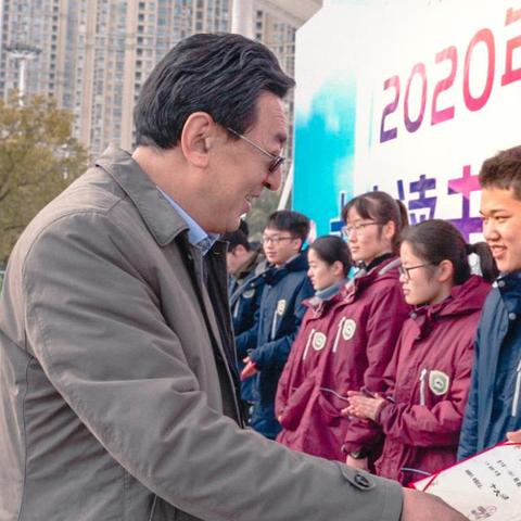 合肥新八中在哪儿，我要去那儿中考？