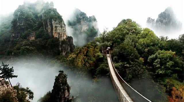 中国最著名十大景点排行：文化与自然之美交织的瑰宝