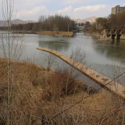 兰州市的平凉美食街在哪里