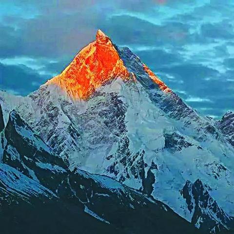 世界上比较高的山是珠穆朗玛峰还是乔戈里峰/世界比较高的山峰是珠穆朗玛峰对吗 世界上比较高的山是珠穆朗玛峰还是乔戈里峰/世界比较高的山峰是珠穆朗玛峰对吗