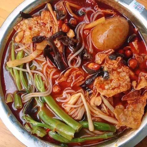 桂林市哪里有猪脚饭吃