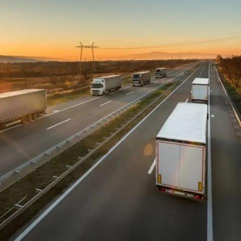 想跑货车怎么找货源呢