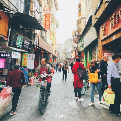 厦门哪个区域比较繁华？