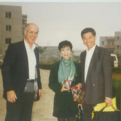 东莞市二手钟表世家电话的长尾关键词有什么