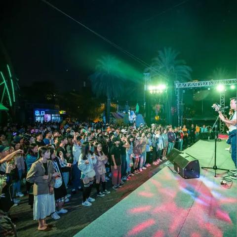 武汉欢乐谷万圣节门票多少钱的长尾关键词有哪些