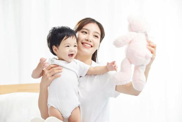 如何给宝宝断奶最科学