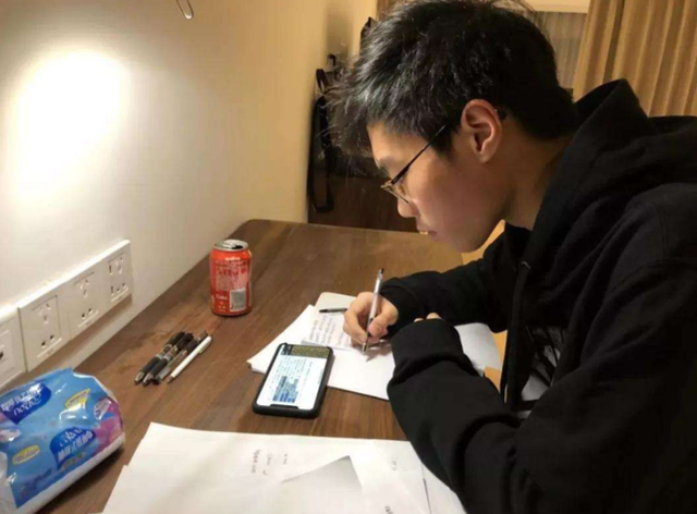 高考生如何应对高考延期