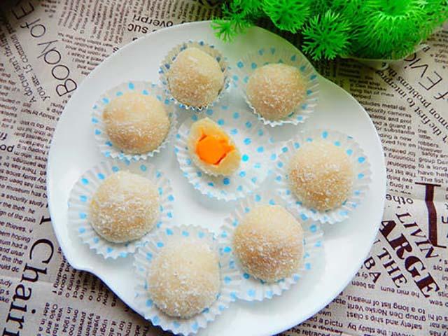 诱人什么的美食（形容美食加美女的诱惑的成语有哪几个）
