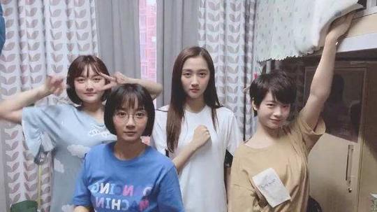 俞飞鸿新剧《爱之初》接棒《三十而已》，女性剧场谁是最后的赢家