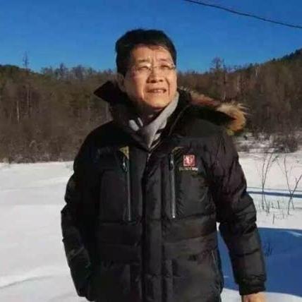 雪山冒险全攻略：征服极寒之地的生存秘籍