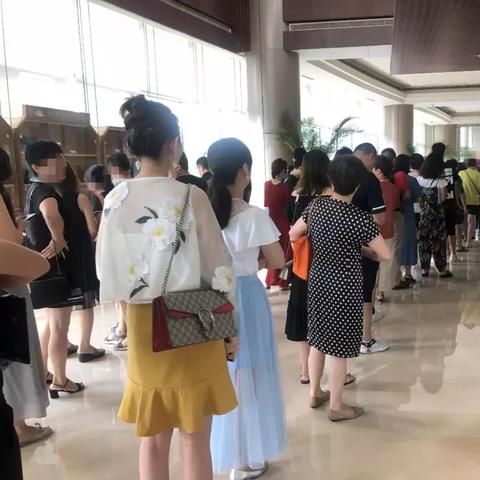 厦门千万富翁的相关长尾关键词有哪些