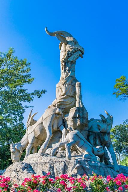 五羊石像堪称广州城市的第一标志，因此在海内外赢得“羊城”美誉