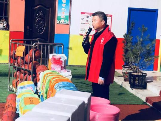学雷锋：向爱心企业“华山创业”学习，做公益先锋！