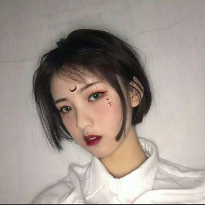 非主流qq头像女生(非主流头像冷酷霸气)