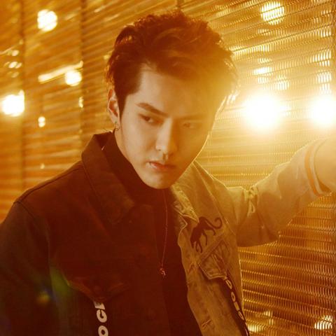 黄明昊生日长沙相关长尾关键词有哪些