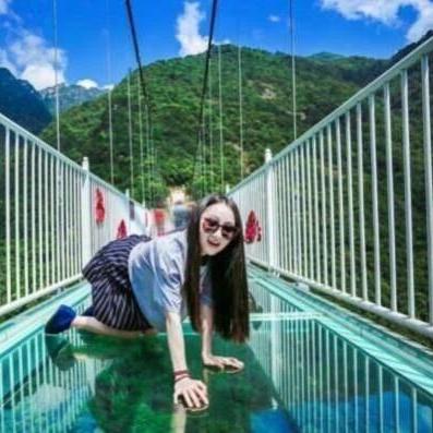 哈尔滨网红桥玻璃相关长尾关键词有哪些