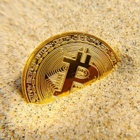 特斯拉涨逾2% 股价逼近历史高点