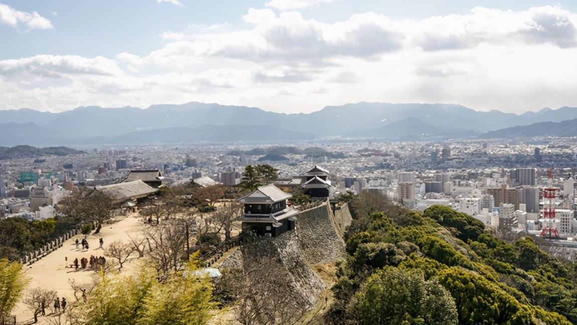 爱媛县在日本哪里（日本什么时候有樱花）