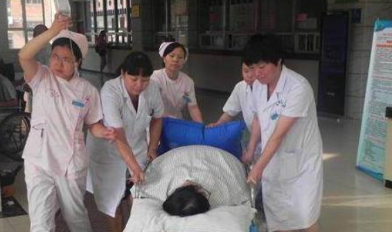 4岁孩子嗓子痒咳嗽怎么办