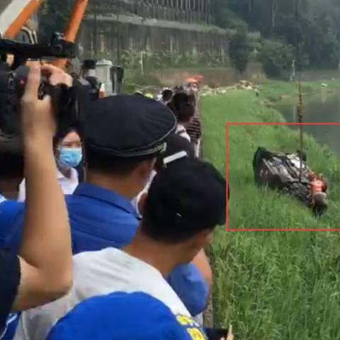 南宁地铁护栏图片大全的相关长尾关键词有哪些