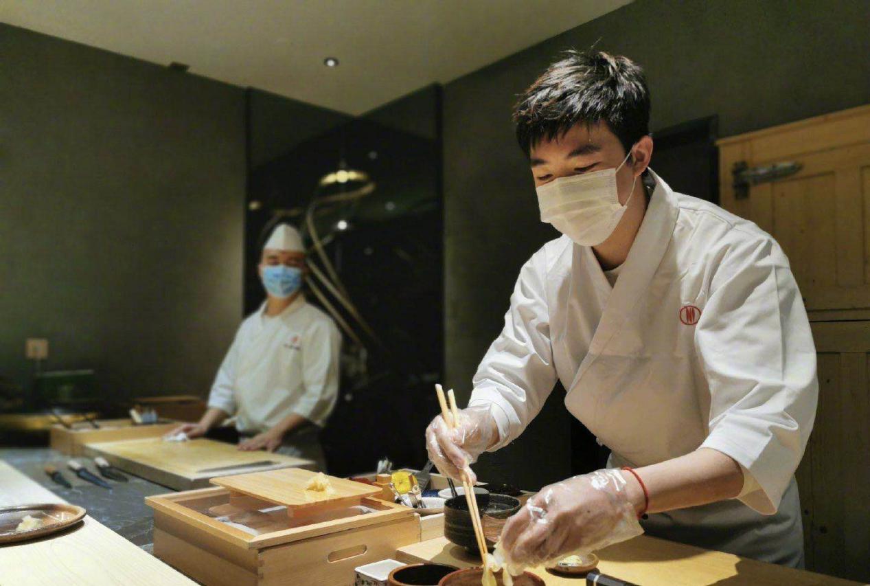 大厨都有什么美食（本地人说说宁波都有哪些特色小吃）