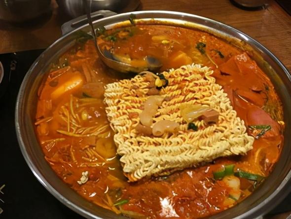 韩国有什么特色美食（都有哪些好吃的）