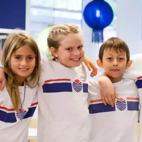 安徽顶峰教育集团怎么样？