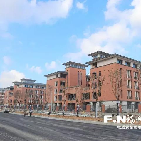 重庆大学城三中怎么样