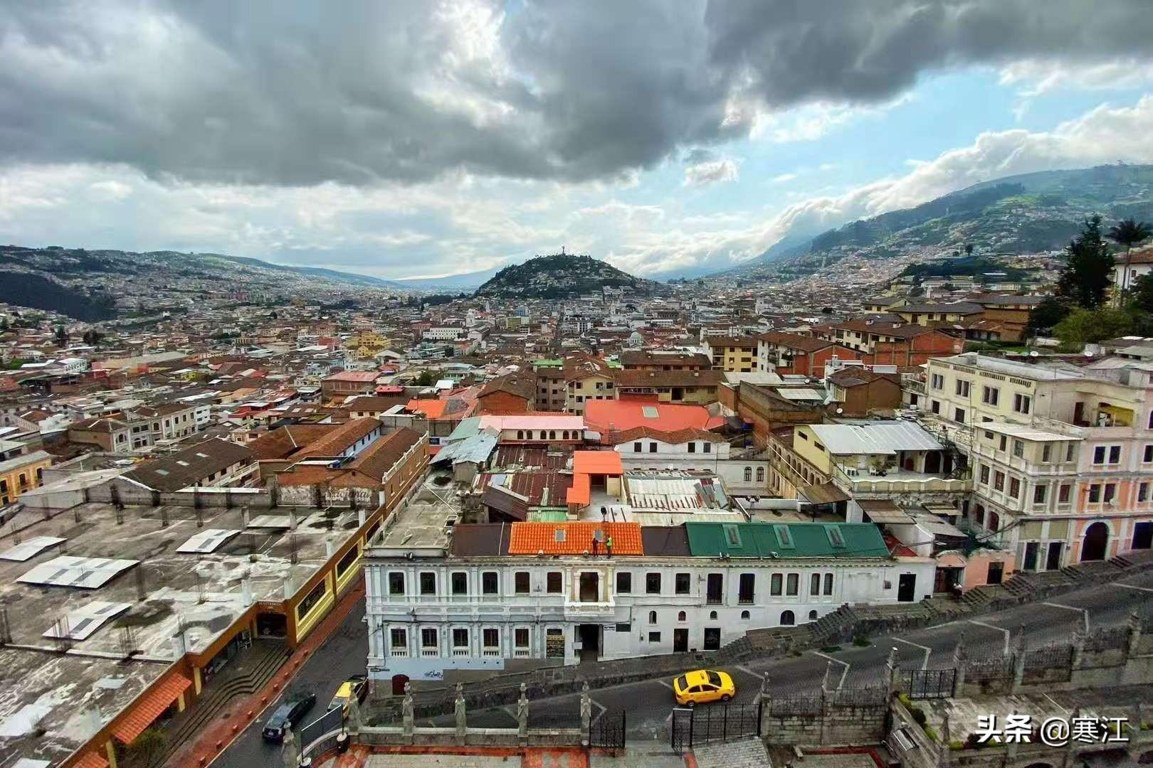  Discover the Hidden Gems of Quito, Ecuador: Top Tourist Attractions You Can't Miss