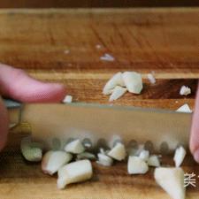 蒜蓉鸡翅的做法大全的长尾关键词有什么