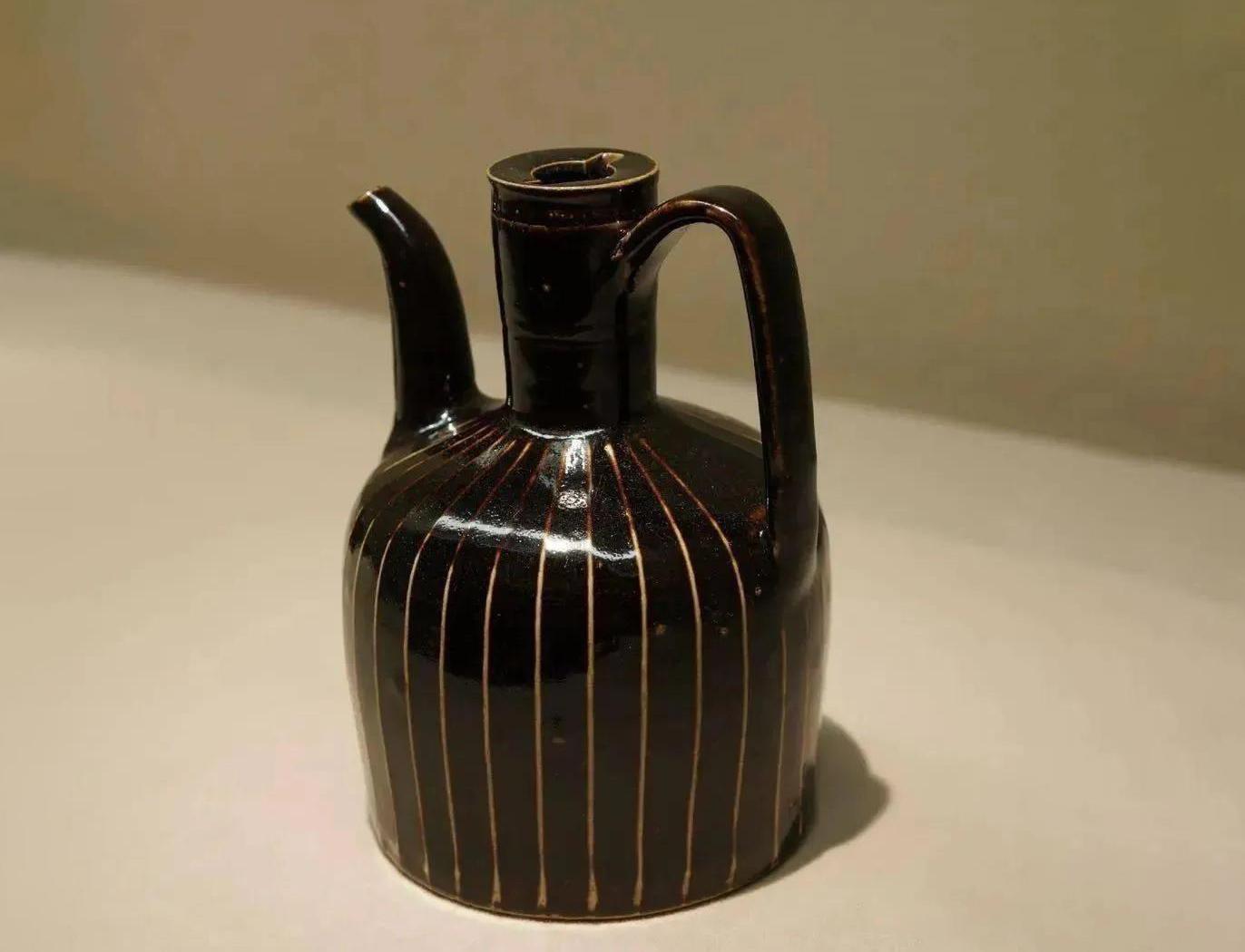 珍贵罕见 黑釉瓷器