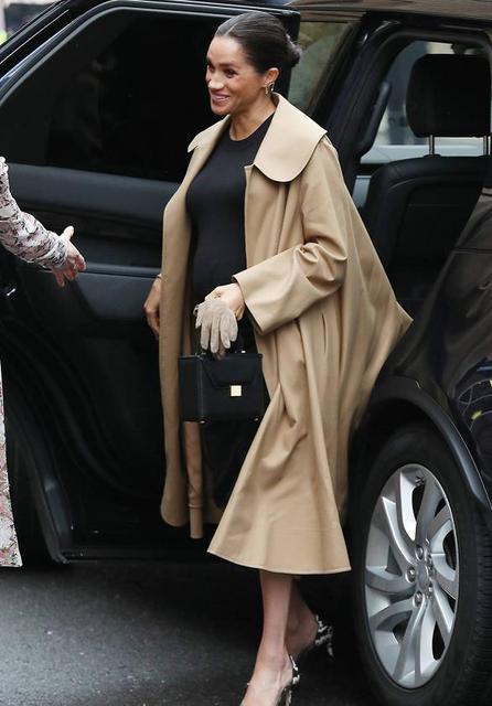 产后妈妈多久可以穿高跟鞋