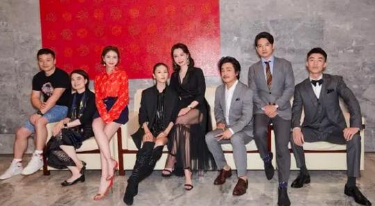 正在热播的这部电视剧，主演全是实力派，配角都是眼熟脸