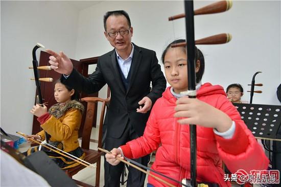 《这个暑假我没时间学习却考了第一》歌词是什么