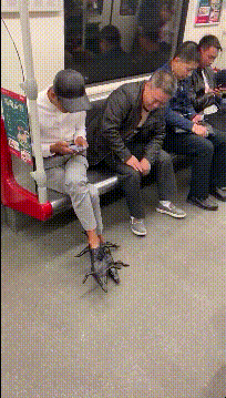 搞笑gif：我选女朋友不看颜值，只看背影
