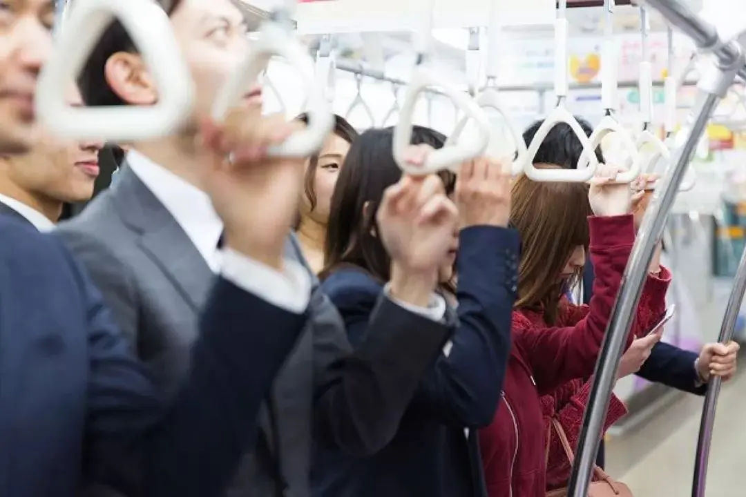 主营业务收入属于什么科目 主营业务收入属于什么类科目