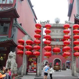 长沙市区有什么庙宇吗