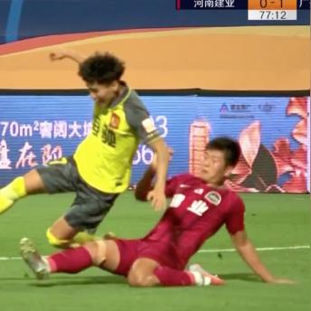 传球失误足球比赛视频大全的长尾关键词有哪些