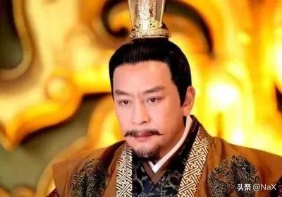 梦见自己掉茅坑里了