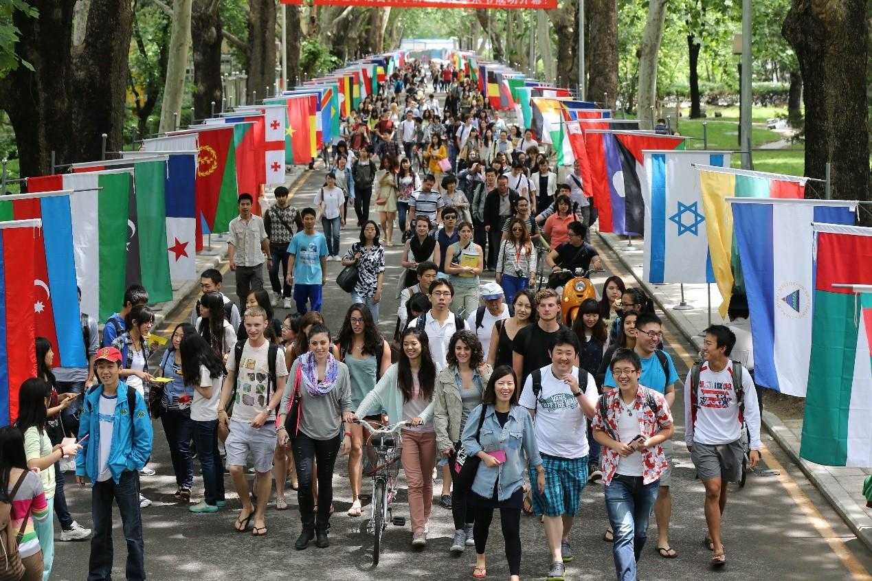 2021软科大学排名：谁领跑全国顶尖高校？