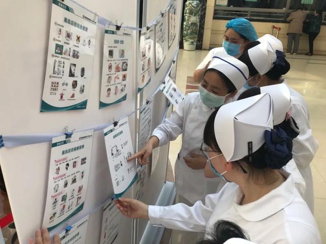 2020护士节征文疫情下的护士节作文三篇