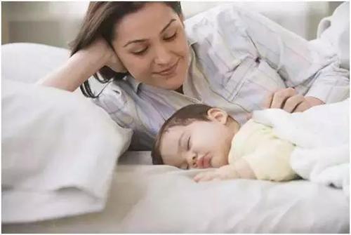该不该给宝宝进行睡眠训练