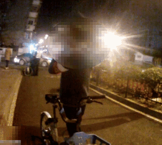 杭州小伙被拦痛哭：谁不是一边崩溃，一边负重前行