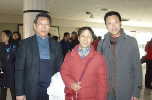 1970年，一“上山下乡”女知青拒绝清北，一心扎根农村，后来怎样