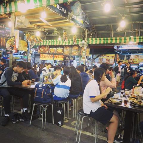 成都市哪里有地摊卖