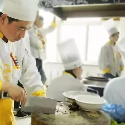 合肥晋升为新一线城市，有个月薪1万的工作机会，你会考虑来么？