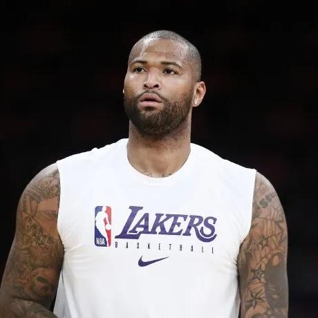 足球运动员伤病重返巅峰的长尾关键词有哪些